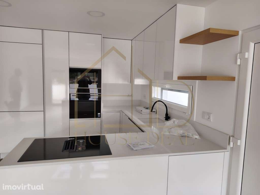 Moradia Térrea T3 com Piscina. Pinhal do General. Fernão Ferro - Grande imagem: 3/27