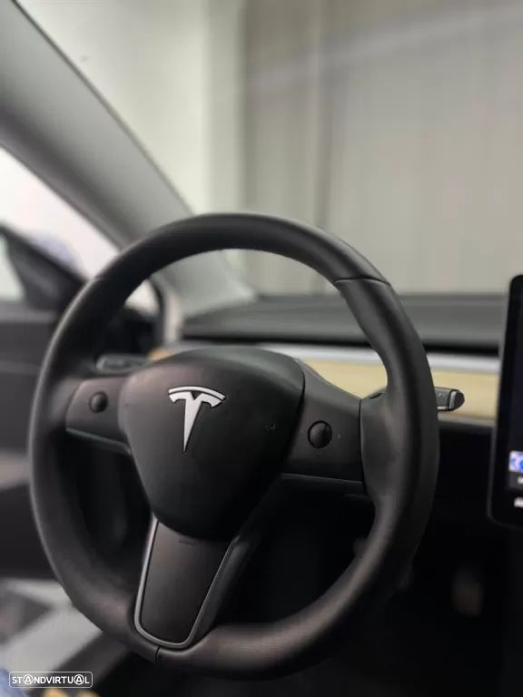Tesla Model 3 Standard RWD Plus - 19