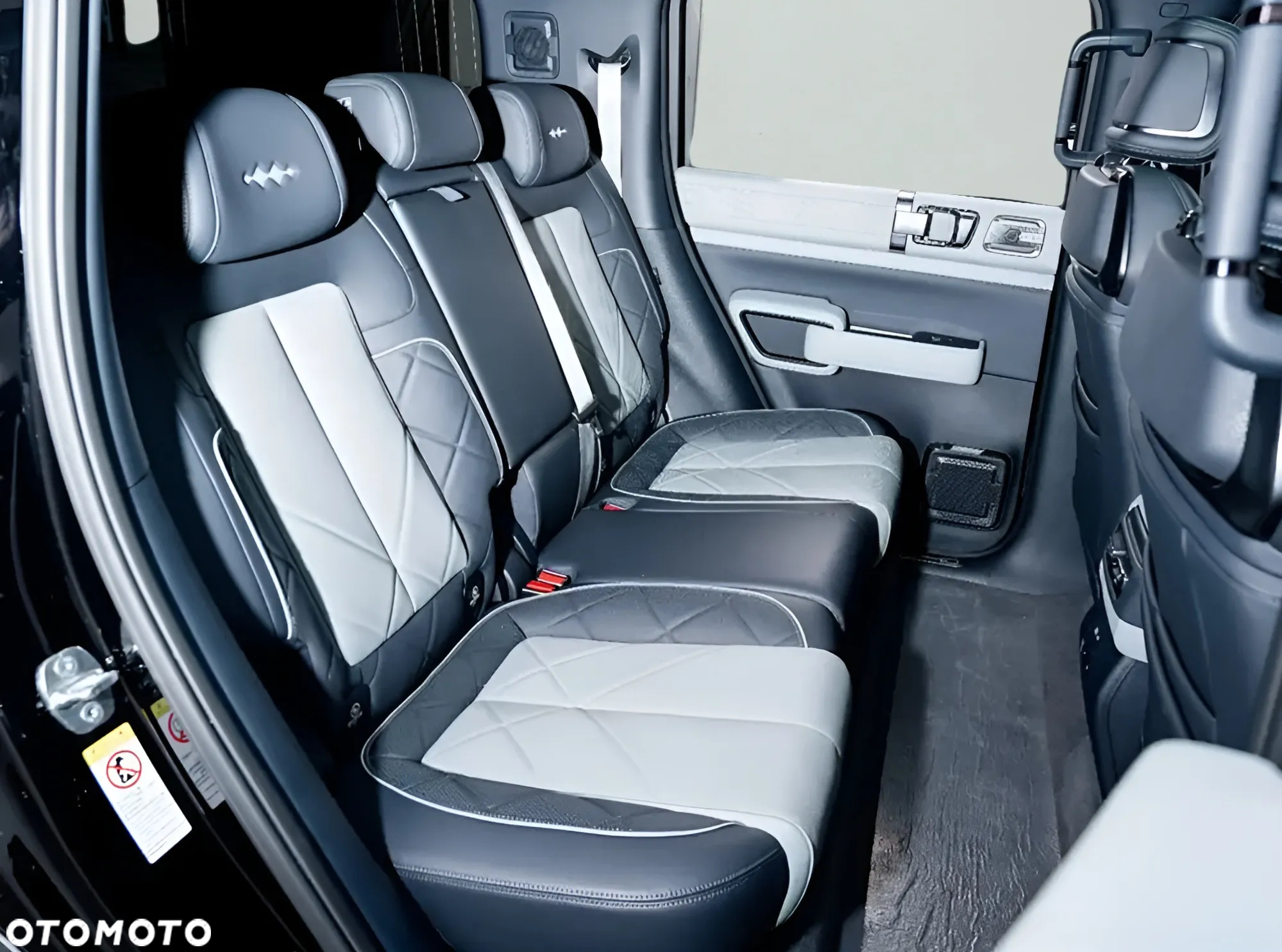 BYD Leopard 5 - 23