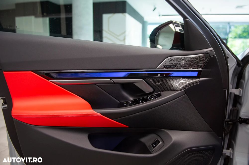 BMW M5 xDrive AT PHEV - 12