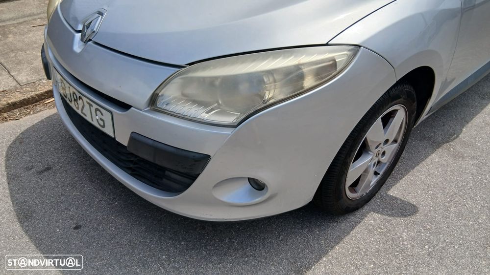 Renault Mégane Sport Tourer 1.5 dCi Dynamique - 12