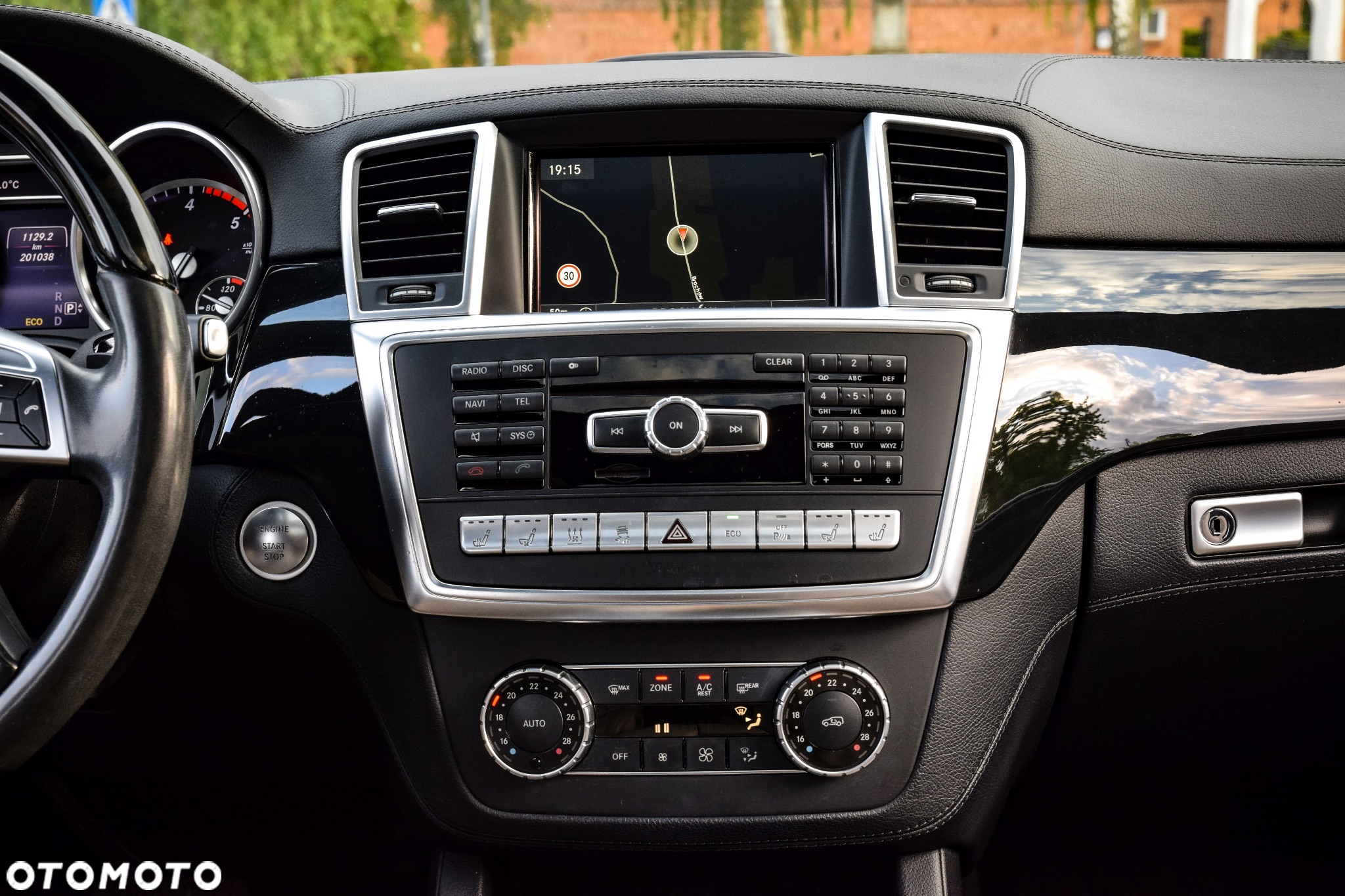 Mercedes-Benz ML 350 BlueTec 4-Matic - 30