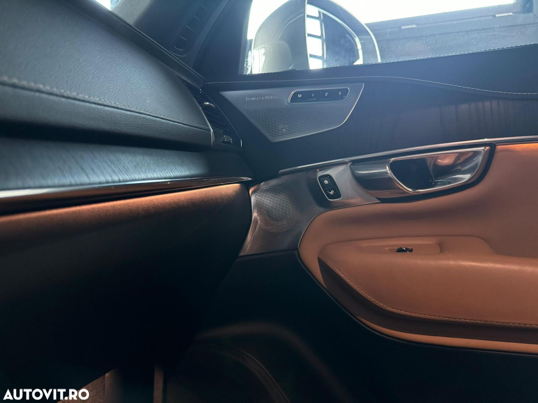 Volvo XC 90 T8 AWD Twin Engine Geartronic Inscription - 19