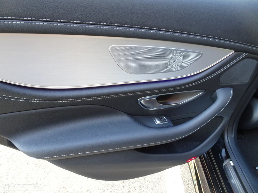 Mercedes-Benz CLS 300 d AMG Line - 26