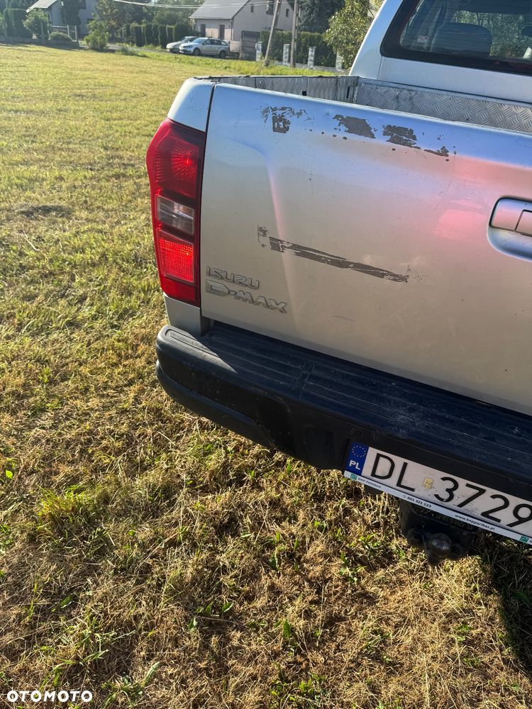 Isuzu D-Max 2.5 DC LS - 20