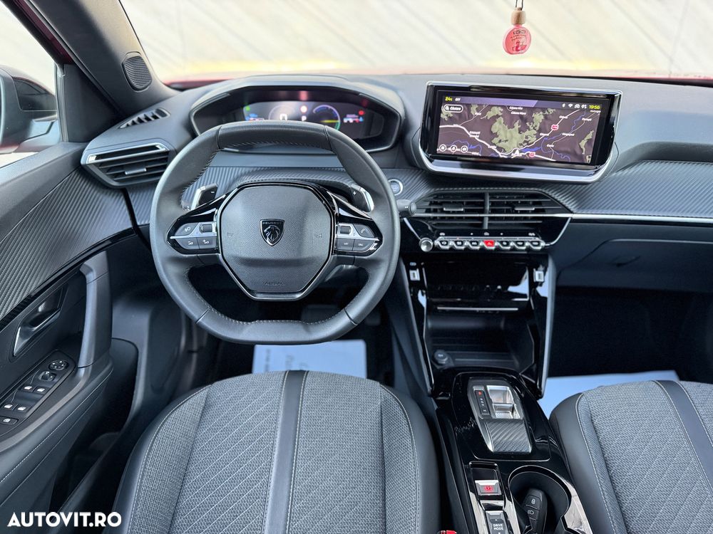 Peugeot 2008 Hybrid 145 e-DSC Allure - 30