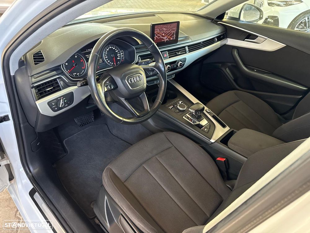 Audi A4 Avant 35 TDI Sport S tronic - 17