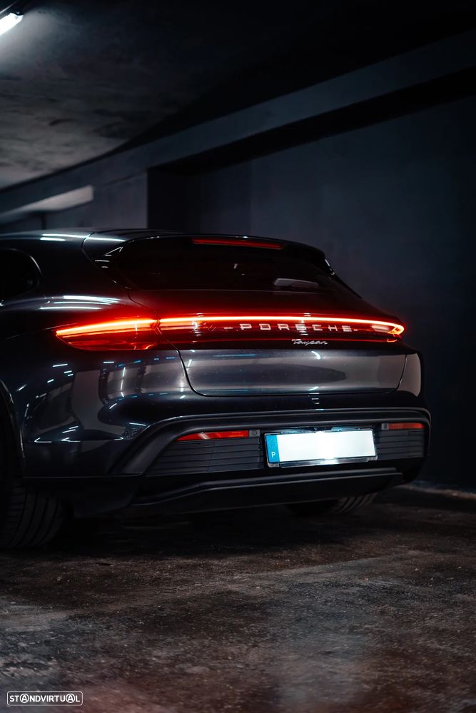 Porsche Taycan Sport Turismo - 5