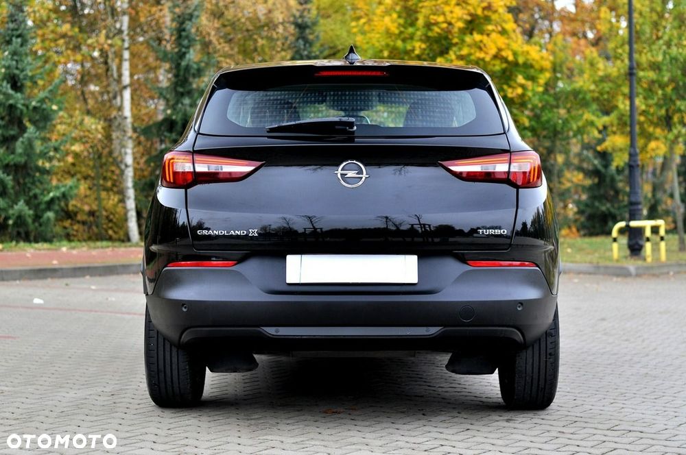 Opel Grandland X 1.2 Start/Stop Design Line - 32