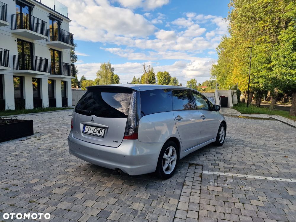 Mitsubishi Grandis 2.0 DID Intense - 5