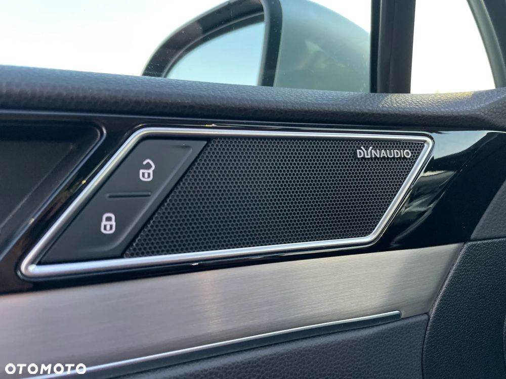 Volkswagen Passat 1.8 TSI BMT Highline - 26