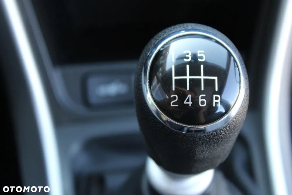 Suzuki SX4 S-Cross 1.4 SHVS Premium Plus SP 4WD - 27