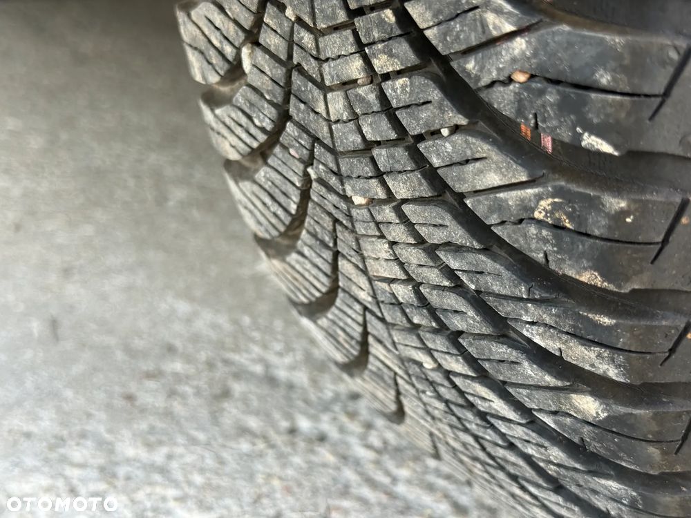 Peugeot 208 PureTech 110 Stop & Start EAT6 Allure - 22