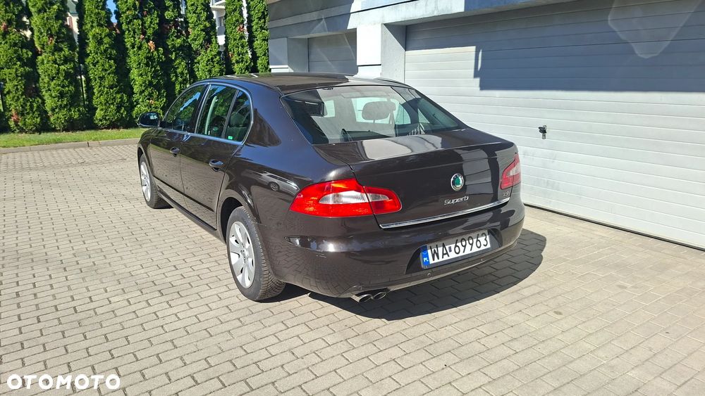 Skoda Superb 1.8 TSI Active - 4