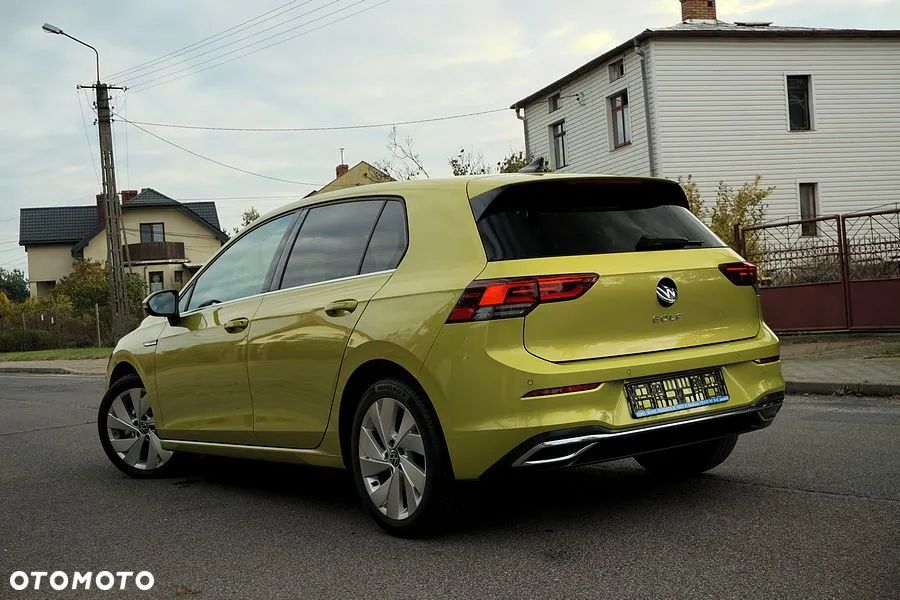 Volkswagen Golf VIII 2.0 TDI Style - 3