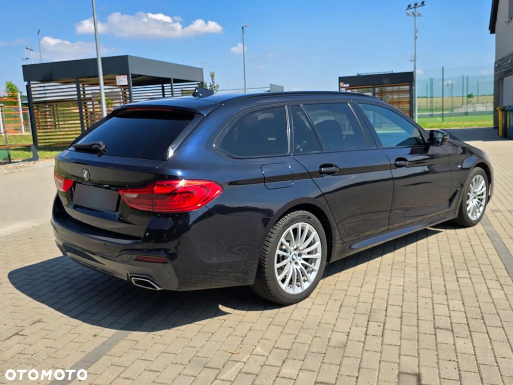 BMW Seria 5 520d M Sport sport - 10