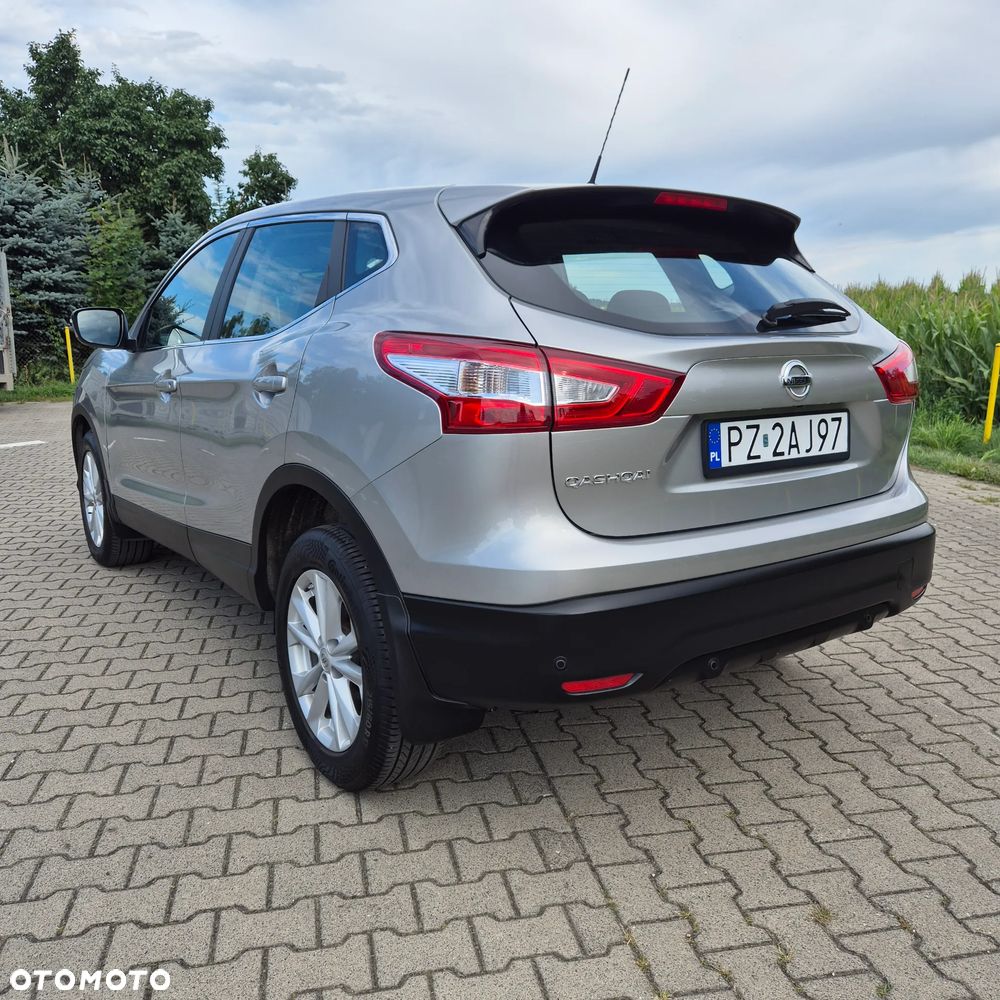 Nissan Qashqai 1.2 DIG-T Acenta Xtronic EU6 - 4