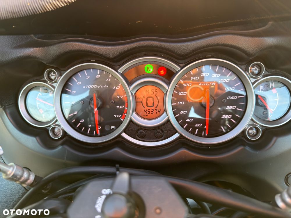 Suzuki Hayabusa - 18