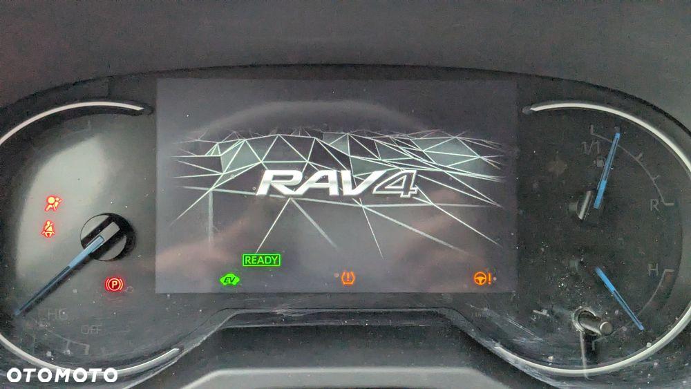 Toyota RAV4 - 10