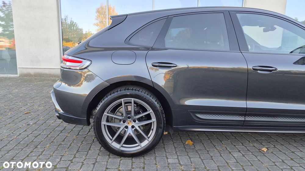 Porsche Macan - 5