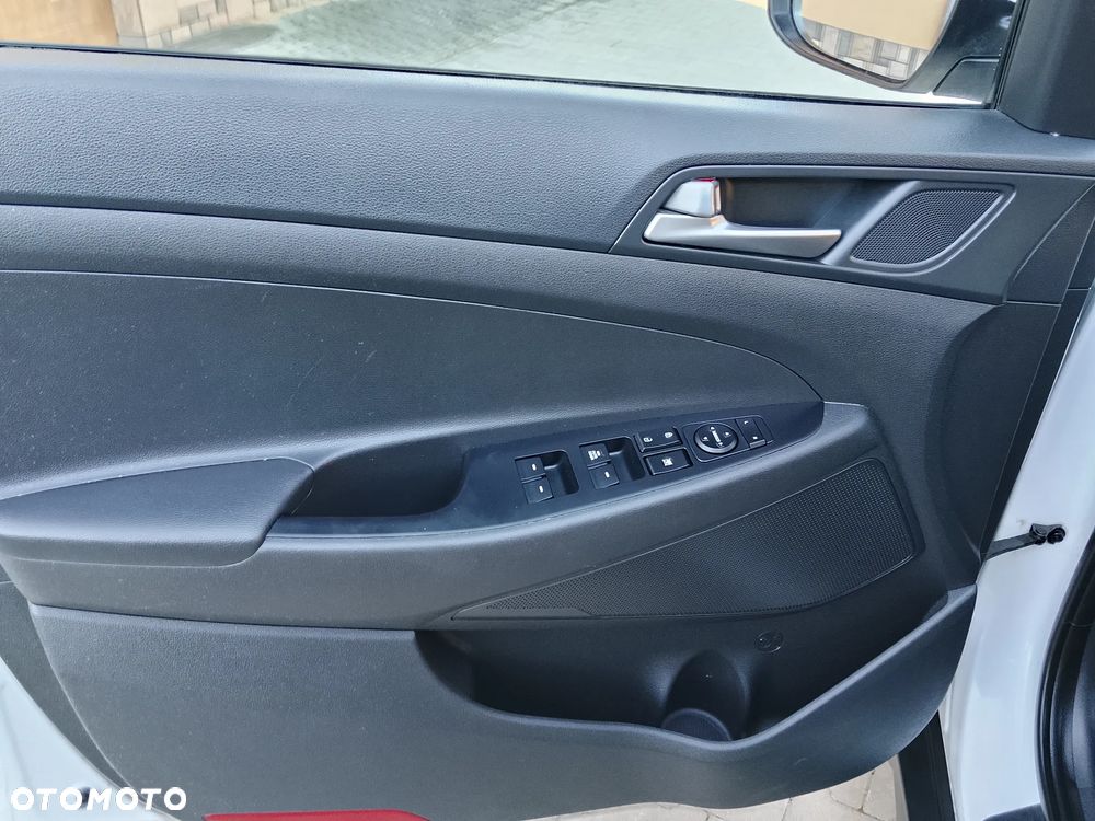 Hyundai Tucson blue 1.6 GDi 2WD Classic - 17