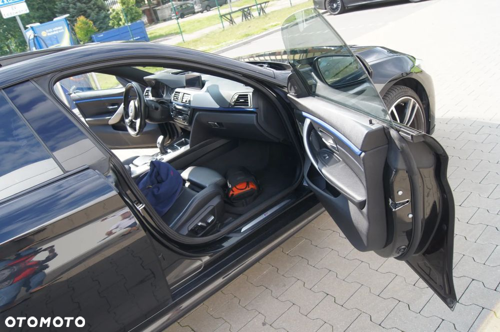BMW Seria 4 440i xDrive M Sport - 28