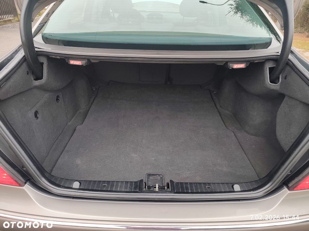 Mercedes-Benz Klasa E - 13