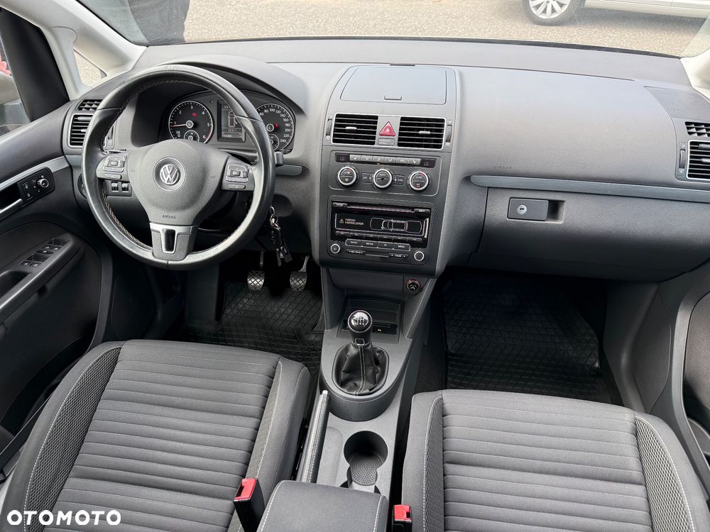 Volkswagen Touran 1.6 TDI DPF Highline - 13