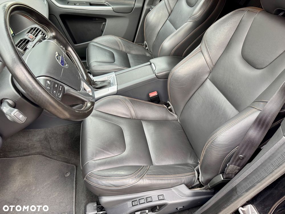 Volvo XC 60 D4 Momentum - 19