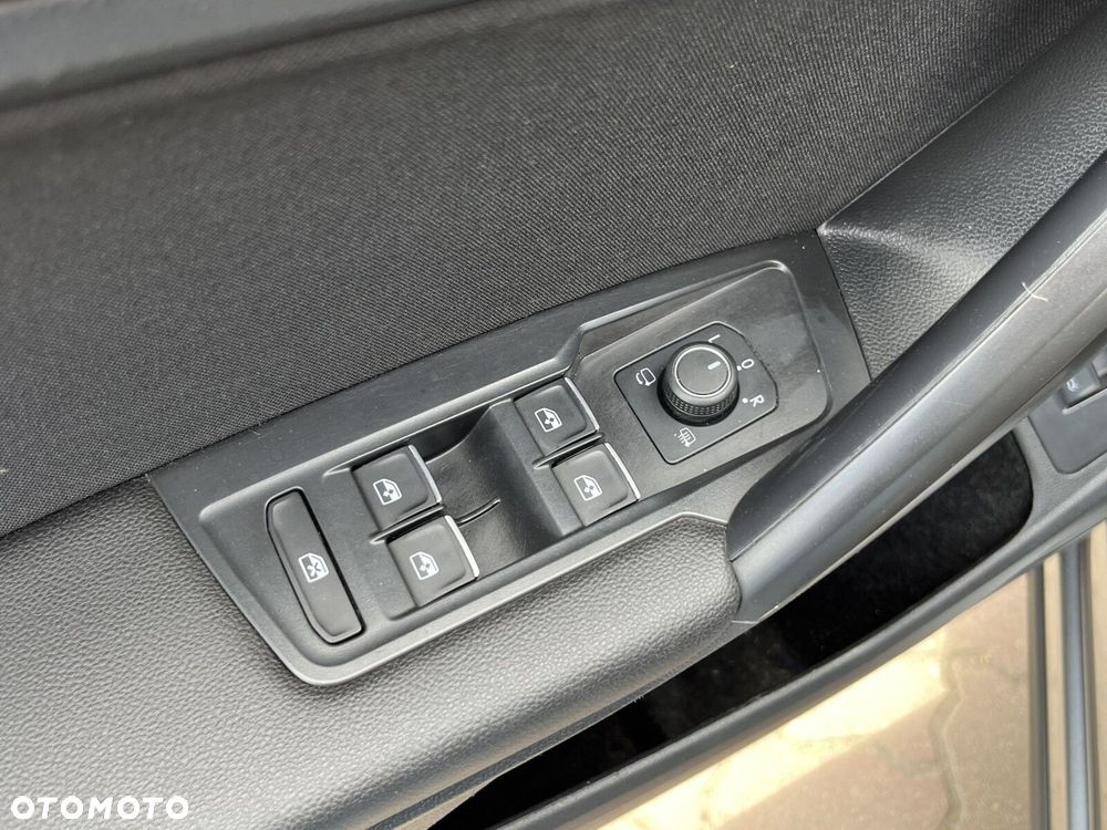 Volkswagen Tiguan Allspace 2.0 TSI 4Mot Elegance DSG 7os - 33