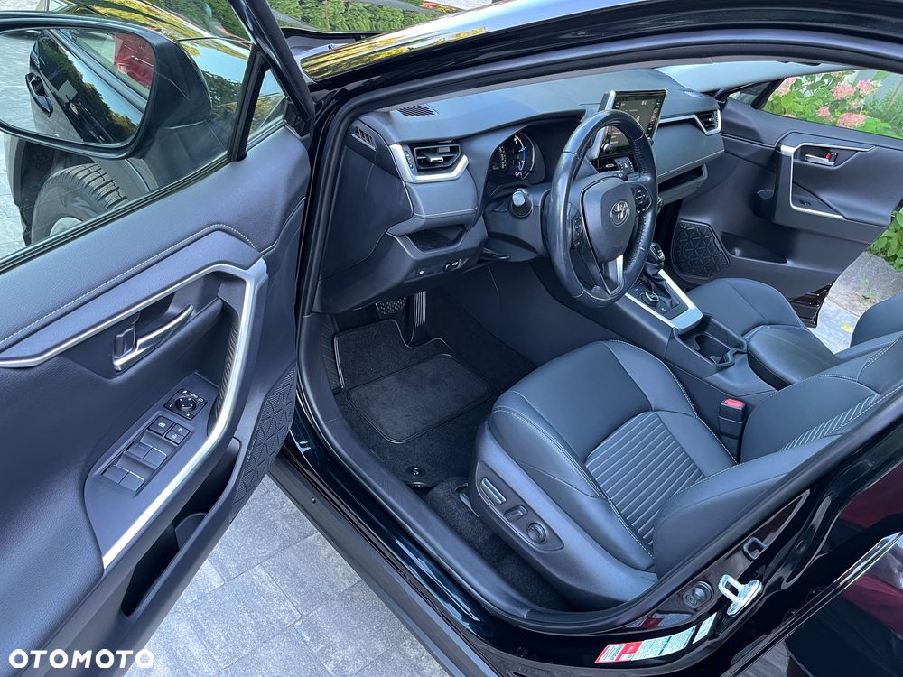 Toyota RAV4 - 12
