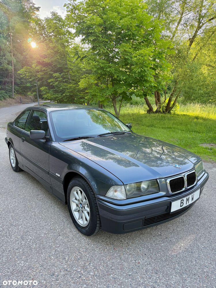 BMW Seria 3 316i - 5