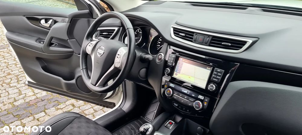 Nissan Qashqai 1.6 DIG-T TEKNA+ - 30