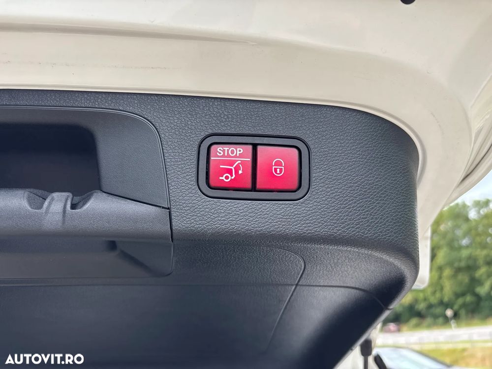 Mercedes-Benz EQC 400 4MATIC - 24