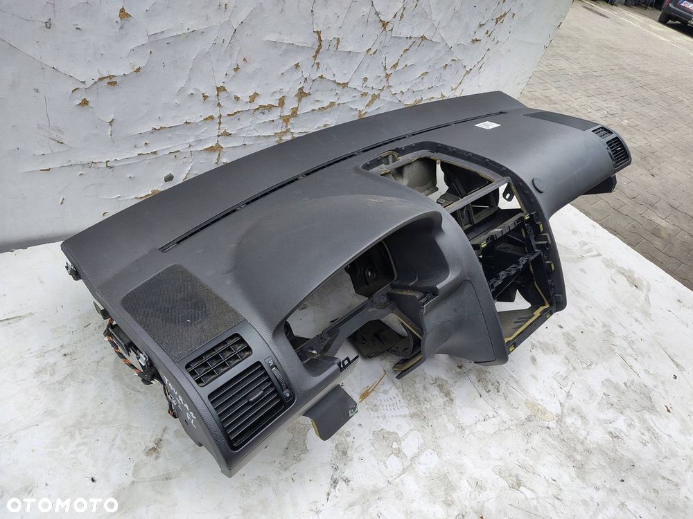 DESKA ROZDZIELCZA KONSOLA VOLKSWAGEN TOURAN 1 I FL LIFT - 2