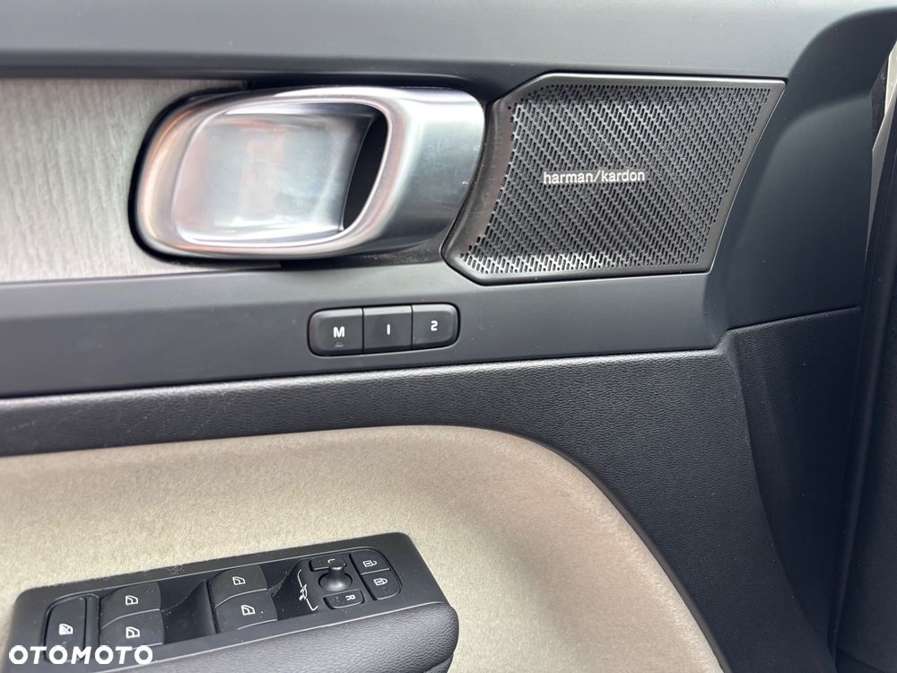 Volvo XC 40 B5 B AWD Ultimate Bright - 34