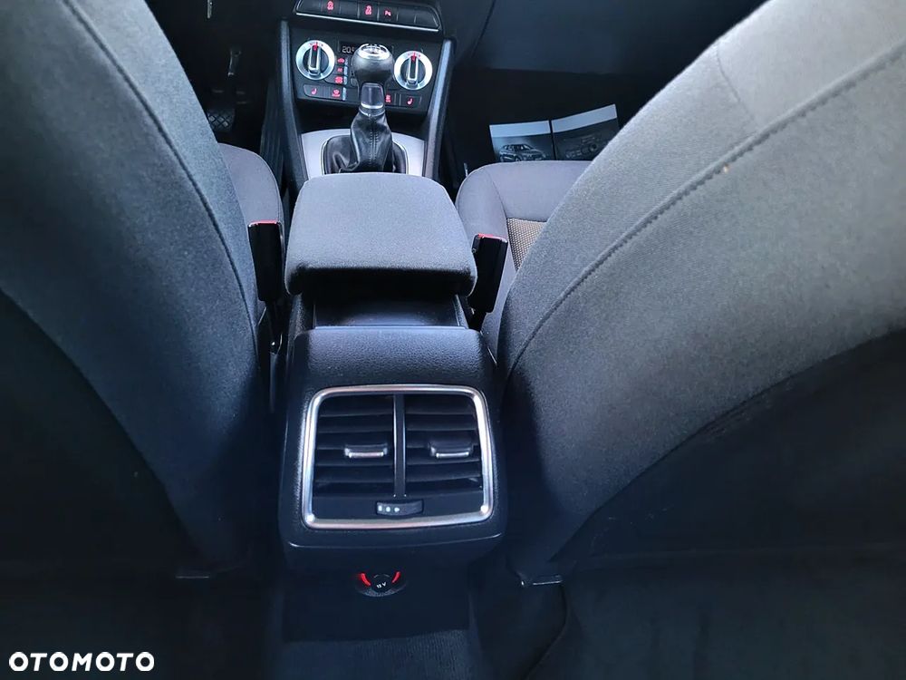 Audi Q3 - 22