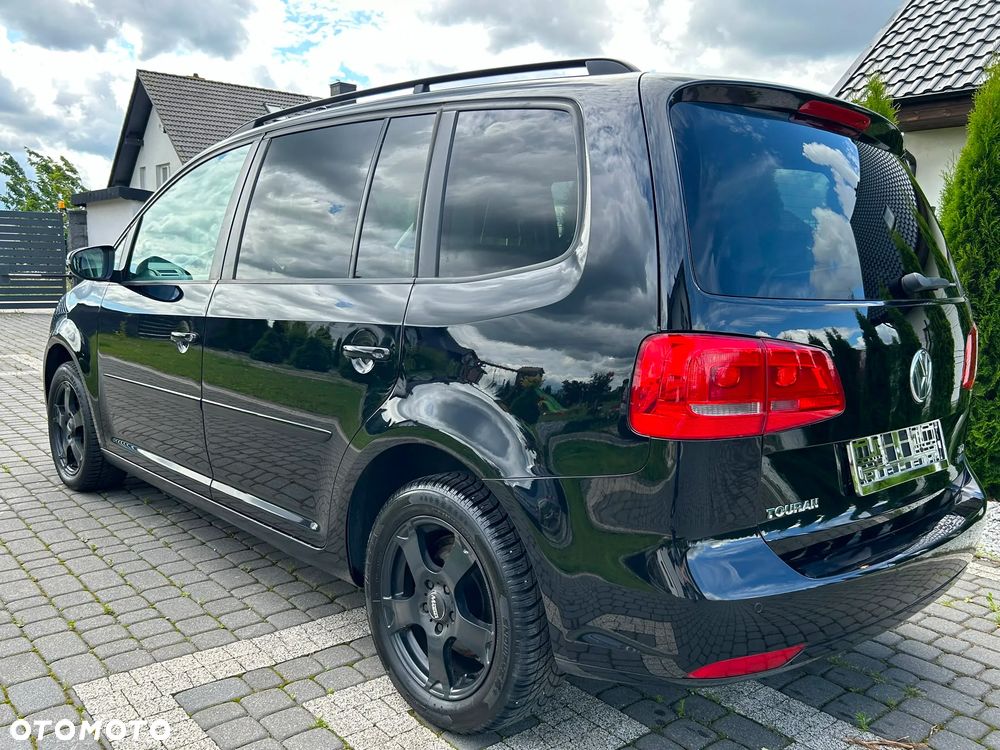 Volkswagen Touran 1.6 TDI DPF BlueMot Comfortline - 3