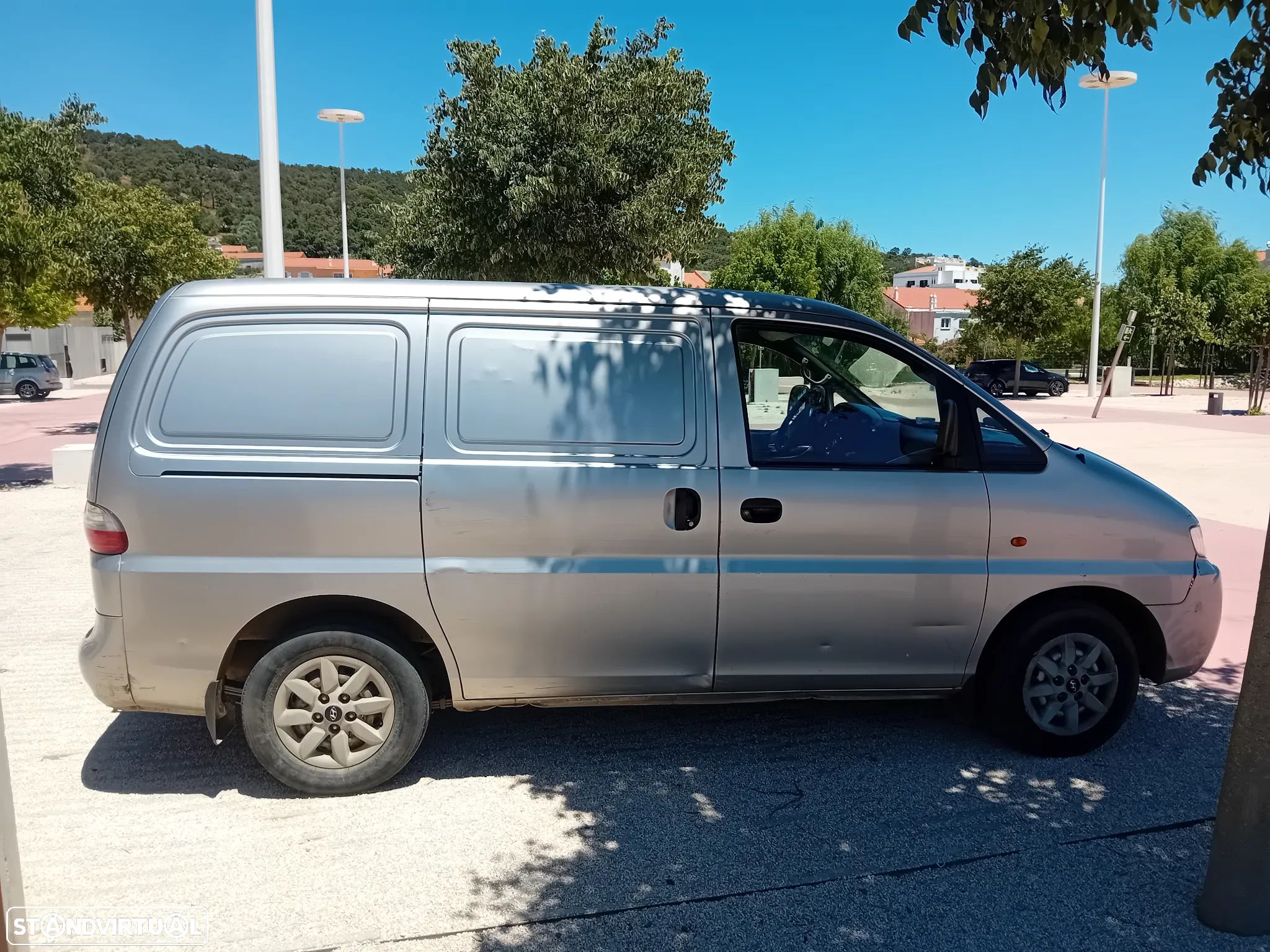 Hyundai H-1 - 1