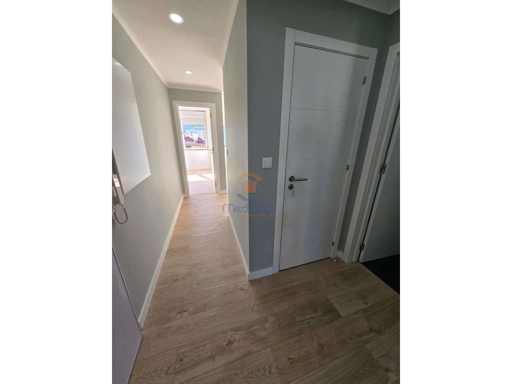 Apartamento T2+1 Totalmente Remodelado | Centro de Odivelas - Grande imagem: 4/19