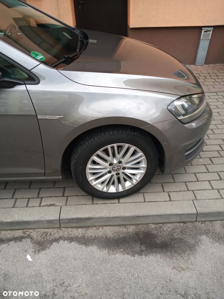 Volkswagen Golf 2.0 BlueTDI DSG Cup - 9