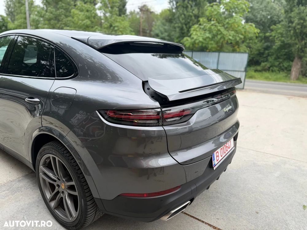 Porsche Cayenne Coupe - 8