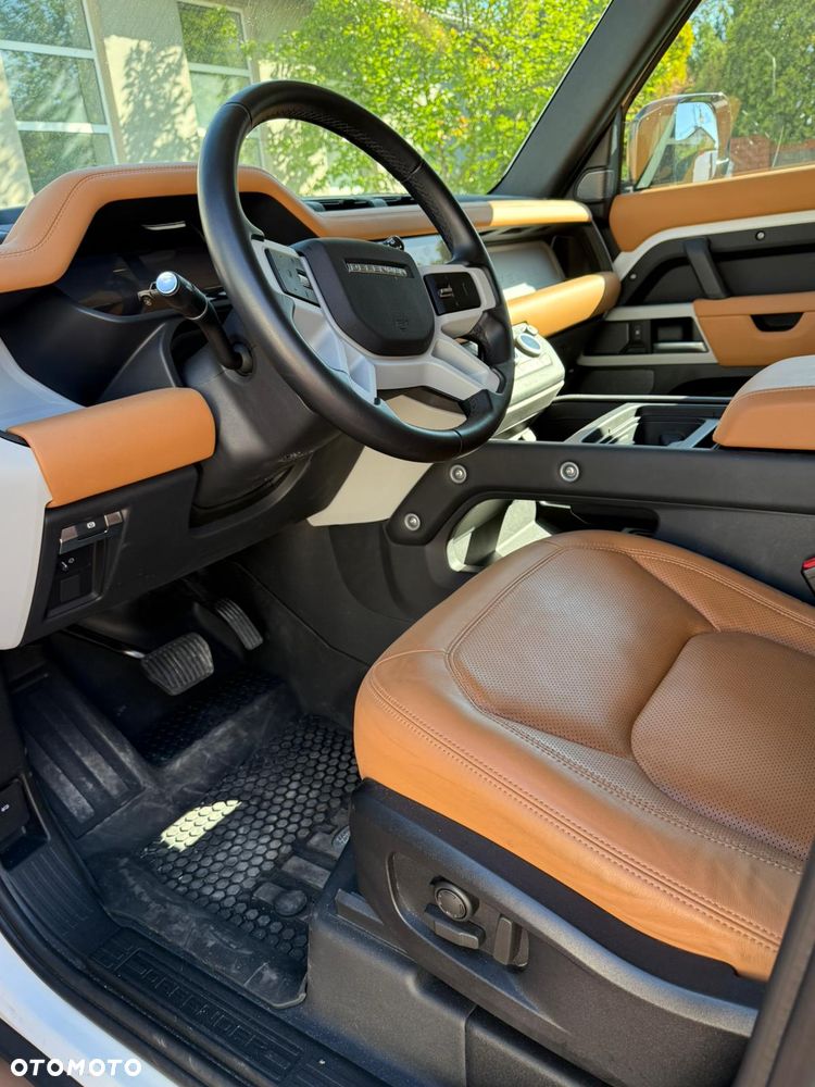 Land Rover Defender 3.0 P400 mHEV SE - 5