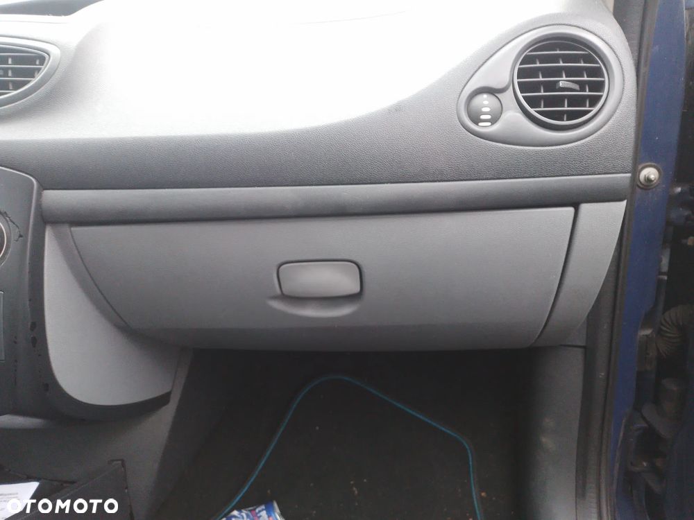 RENAULT CLIO III  05-09    OSŁONA PRZECIWSŁONECZNA PRAWA LEWA - 25