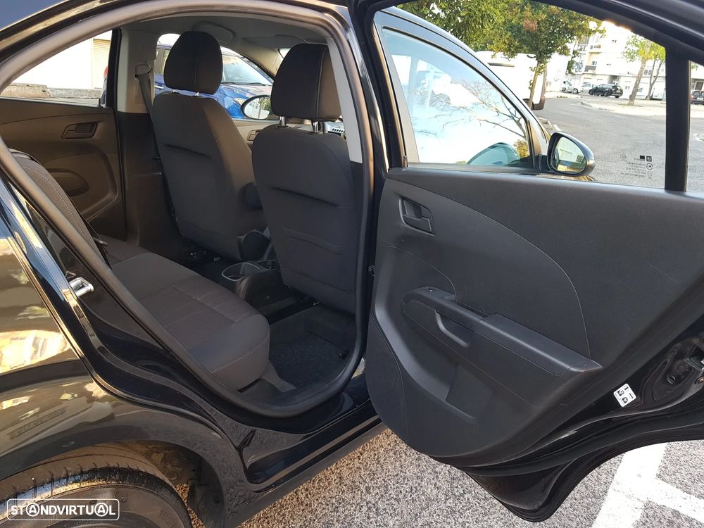 Chevrolet Aveo 1.2 LTZ - 31
