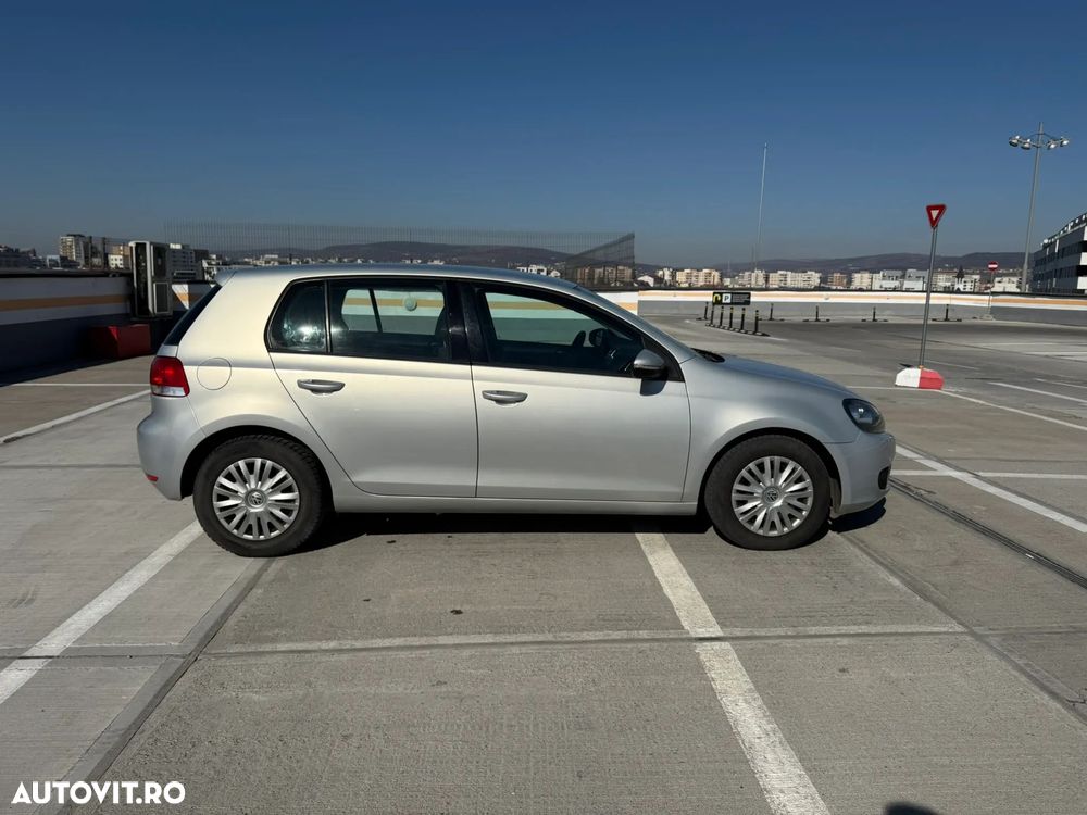 Volkswagen Golf 2.0 TDI DPF Trendline - 4