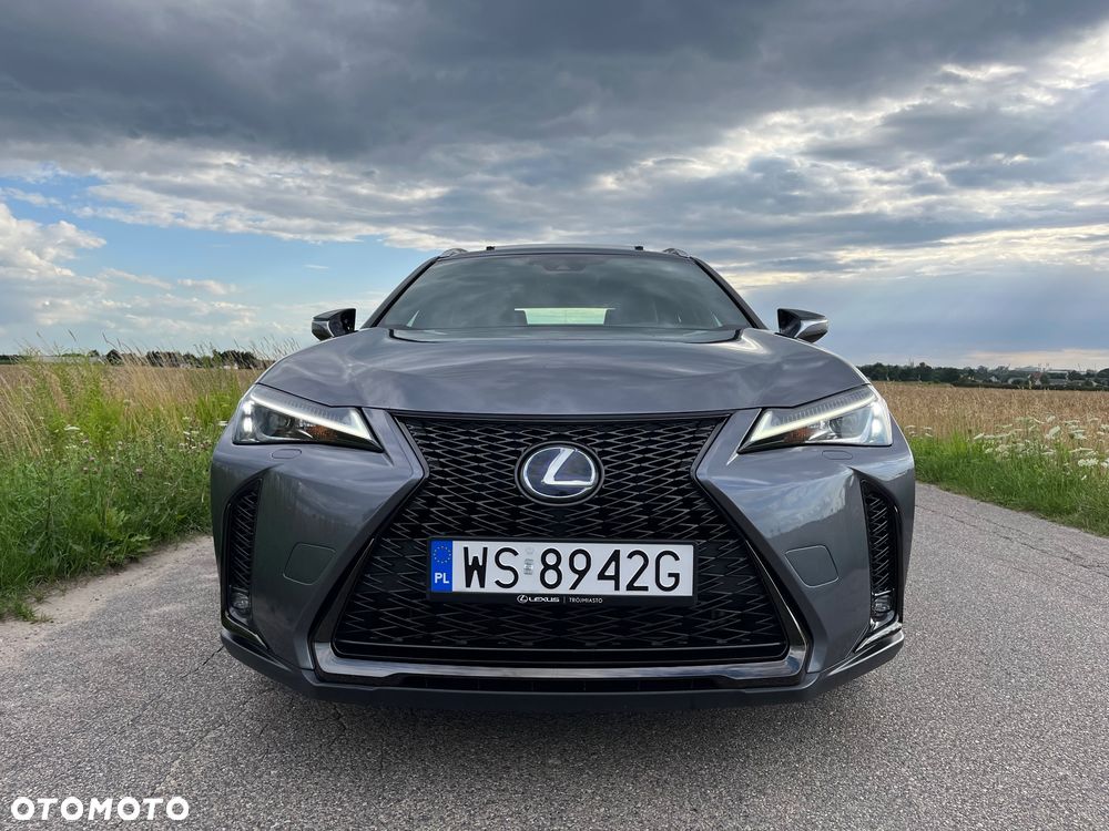 Lexus UX - 3
