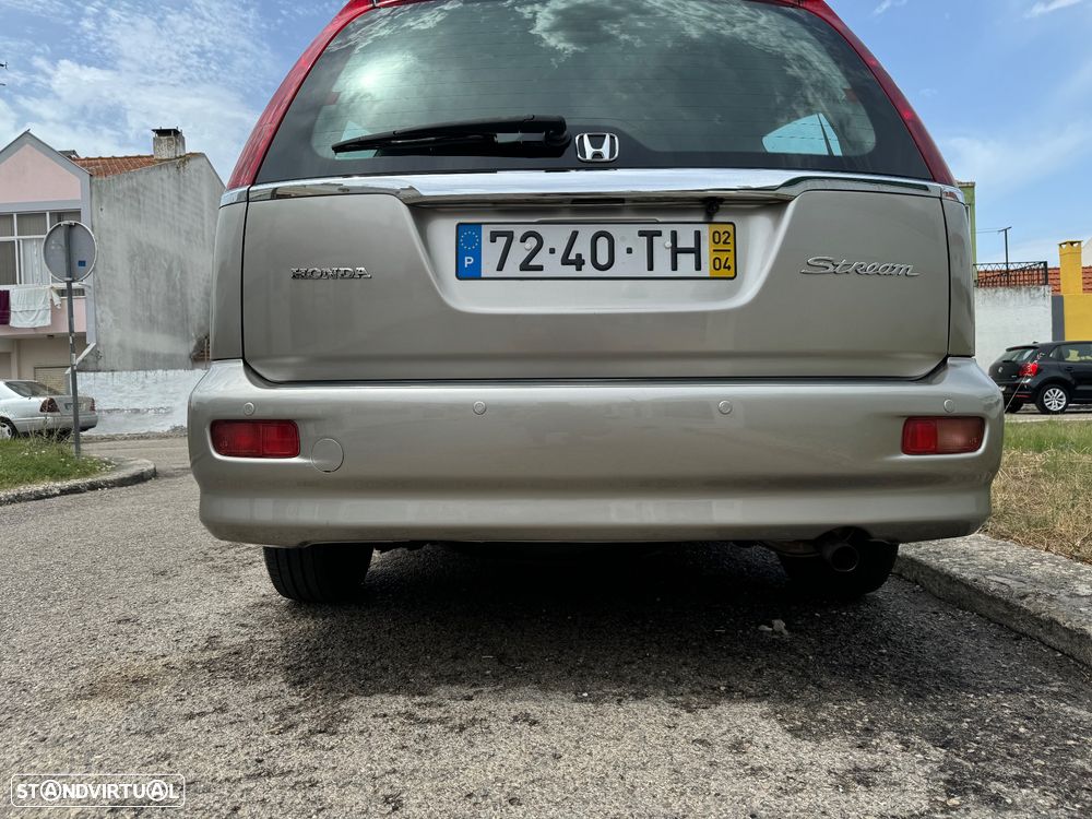 Honda Stream 1.7 ES - 9