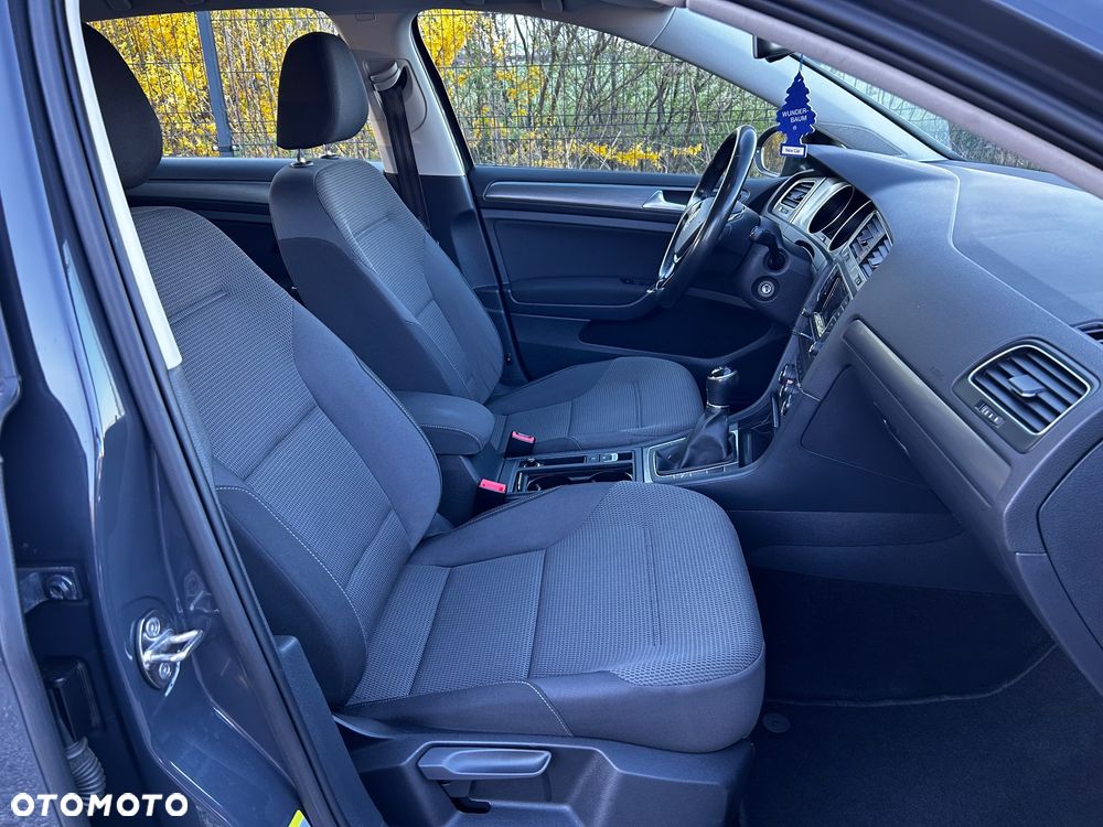Volkswagen Golf 1.4 TSI BMT Comfortline - 31