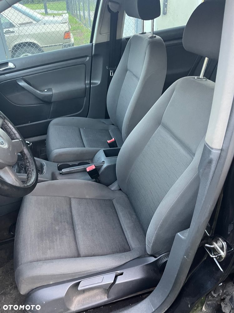Volkswagen Golf 1.9 TDI Trendline - 5